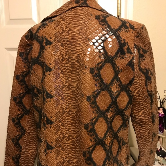 Selene Sport Animal Print Jacket - Picture 2 of 3